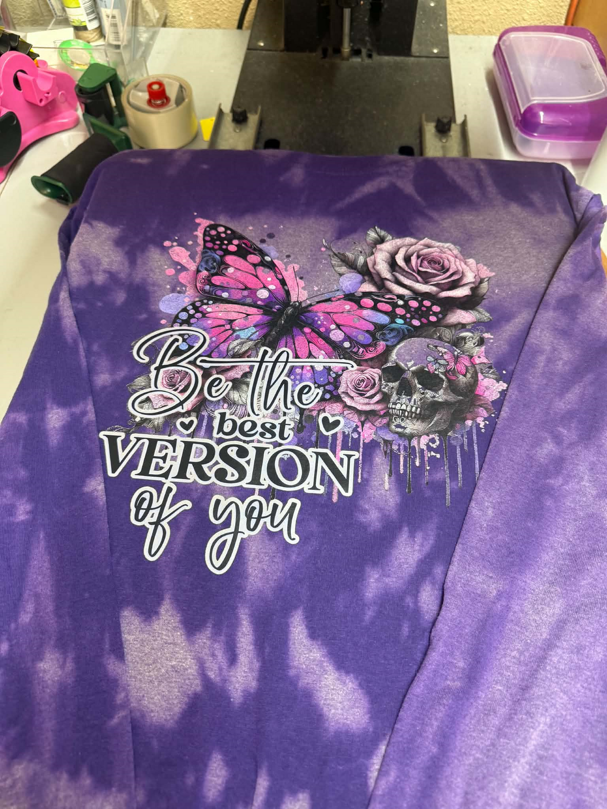 Long sleeve bleached Jerzee