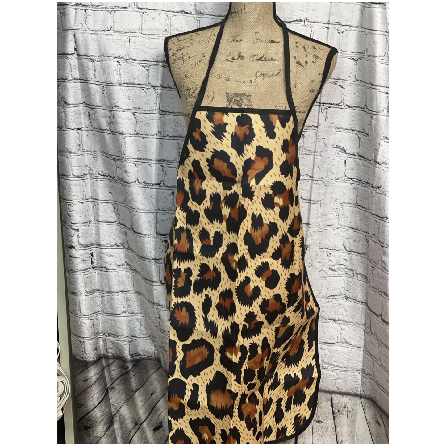 LEOPARD PRINT BROWN AND BLACK NO POCKETS