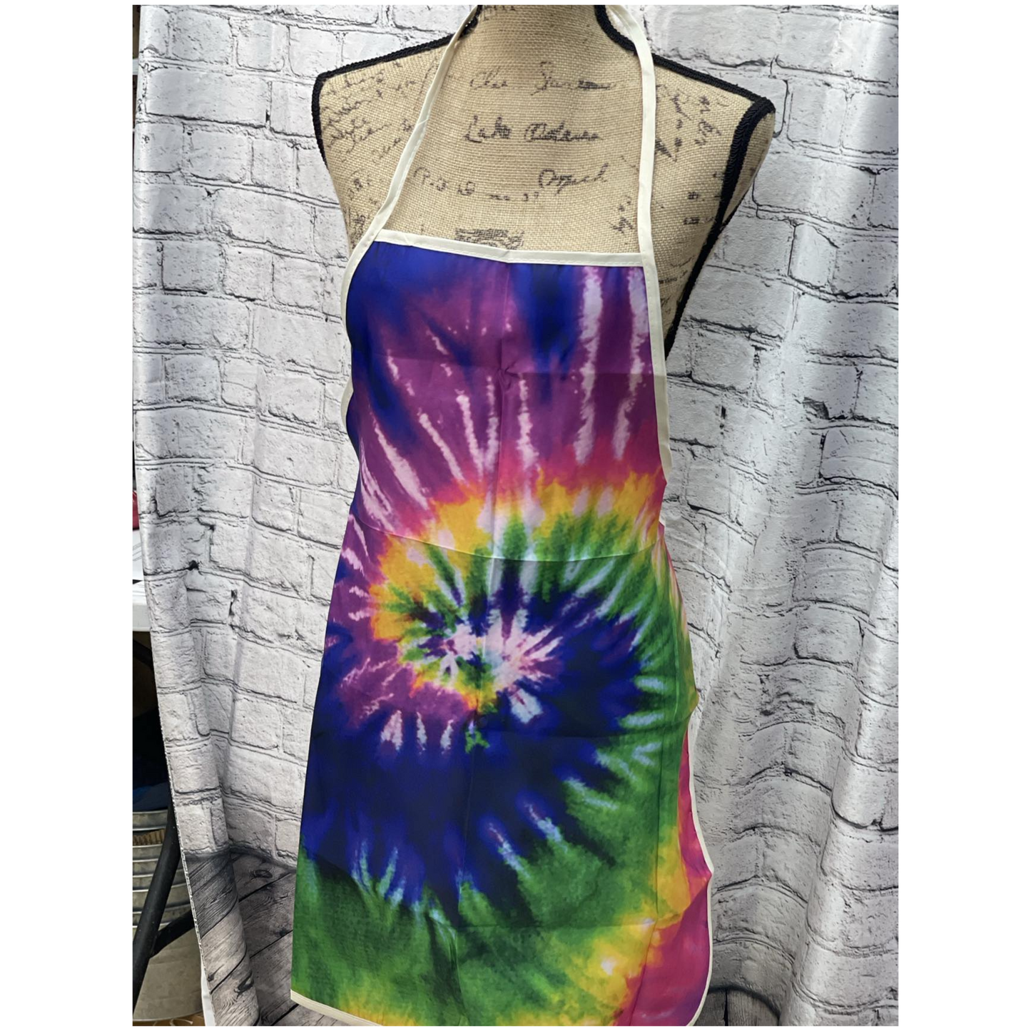 TIE DYED SWIRL